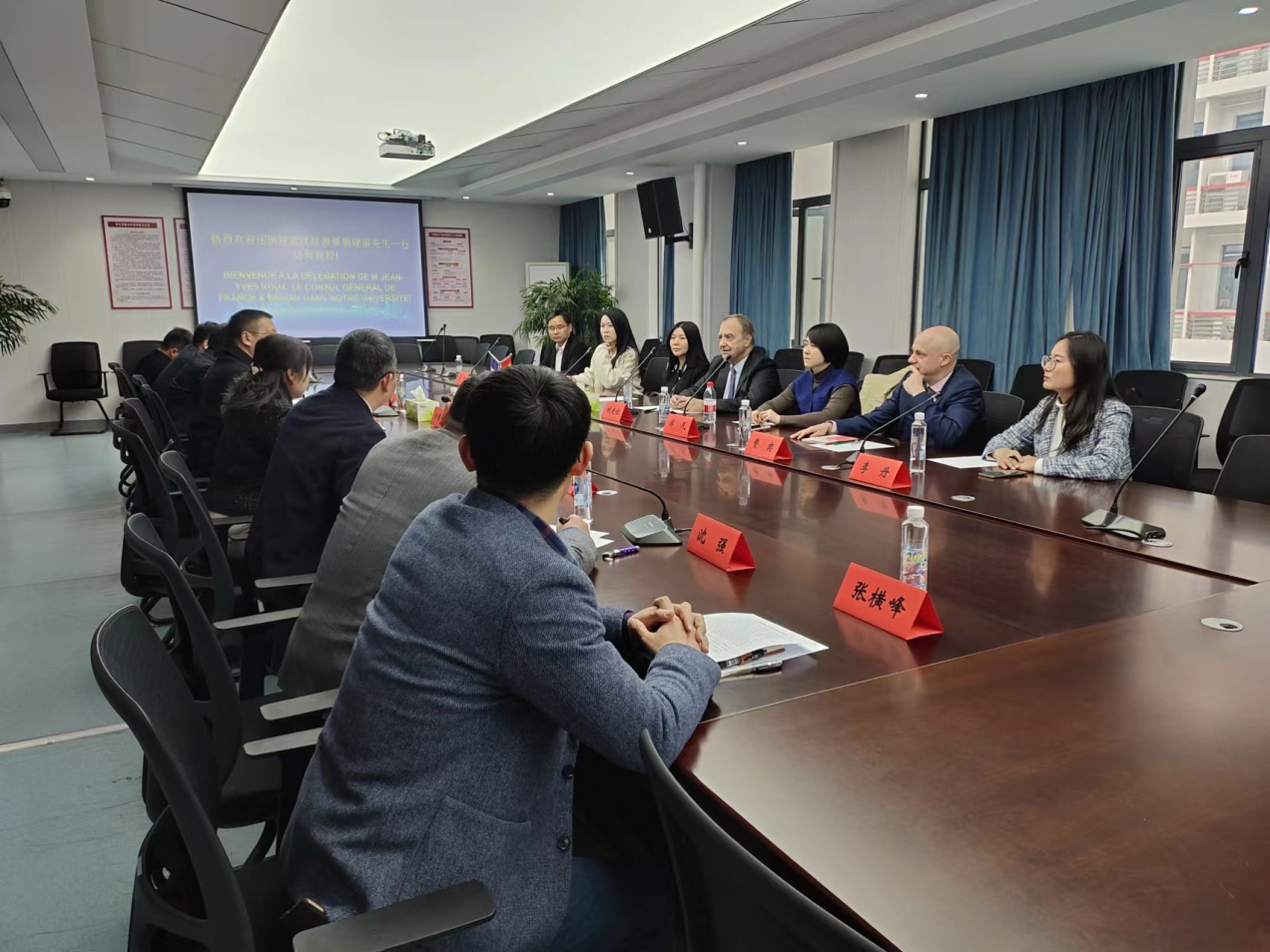 deba1e1340254b38b8e8a137d761a9f7.jpg deba1e1340254b38b8e8a137d761a9f7.jpg
